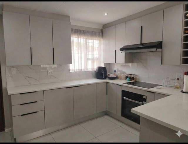 2 BEDROOM PROPERTY TO RENT IN MAGALIESSIG